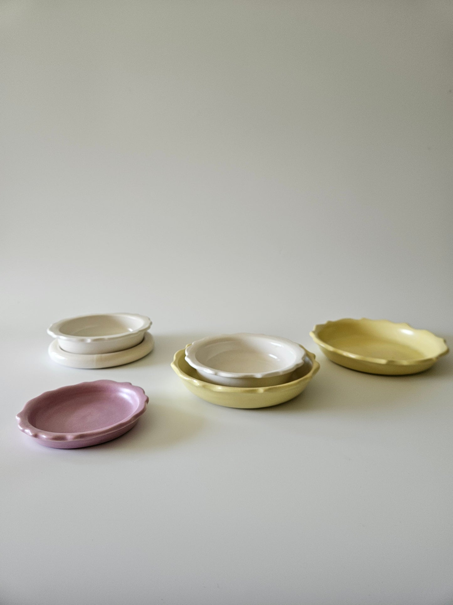 Scalloped Yogurt Bowl