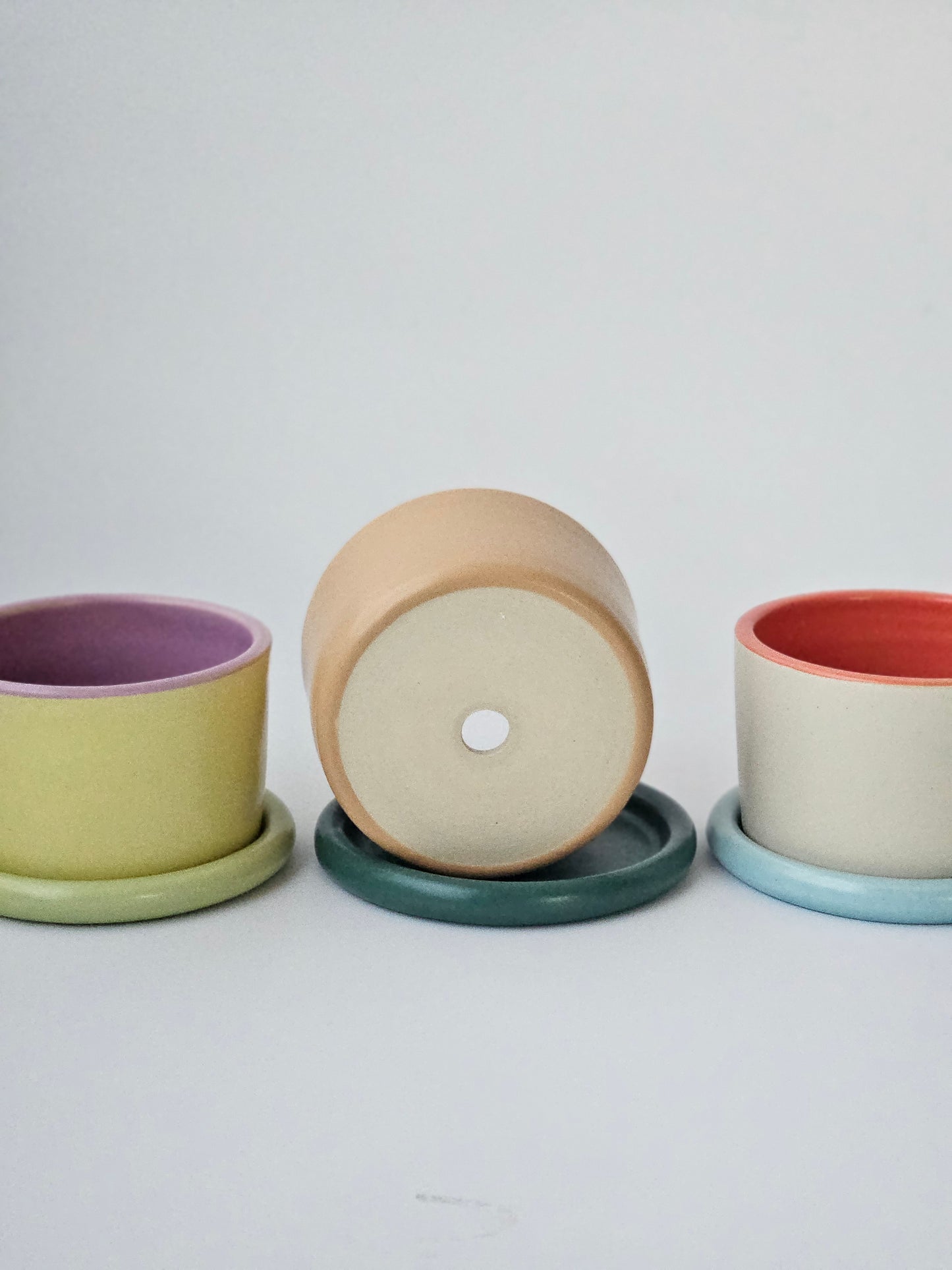 Planter with Classic Tray (Three-Toned)
