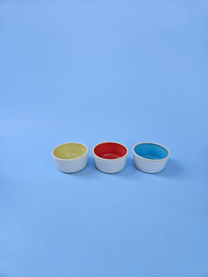 Small Dishes in Primary Colors (Set of Three)